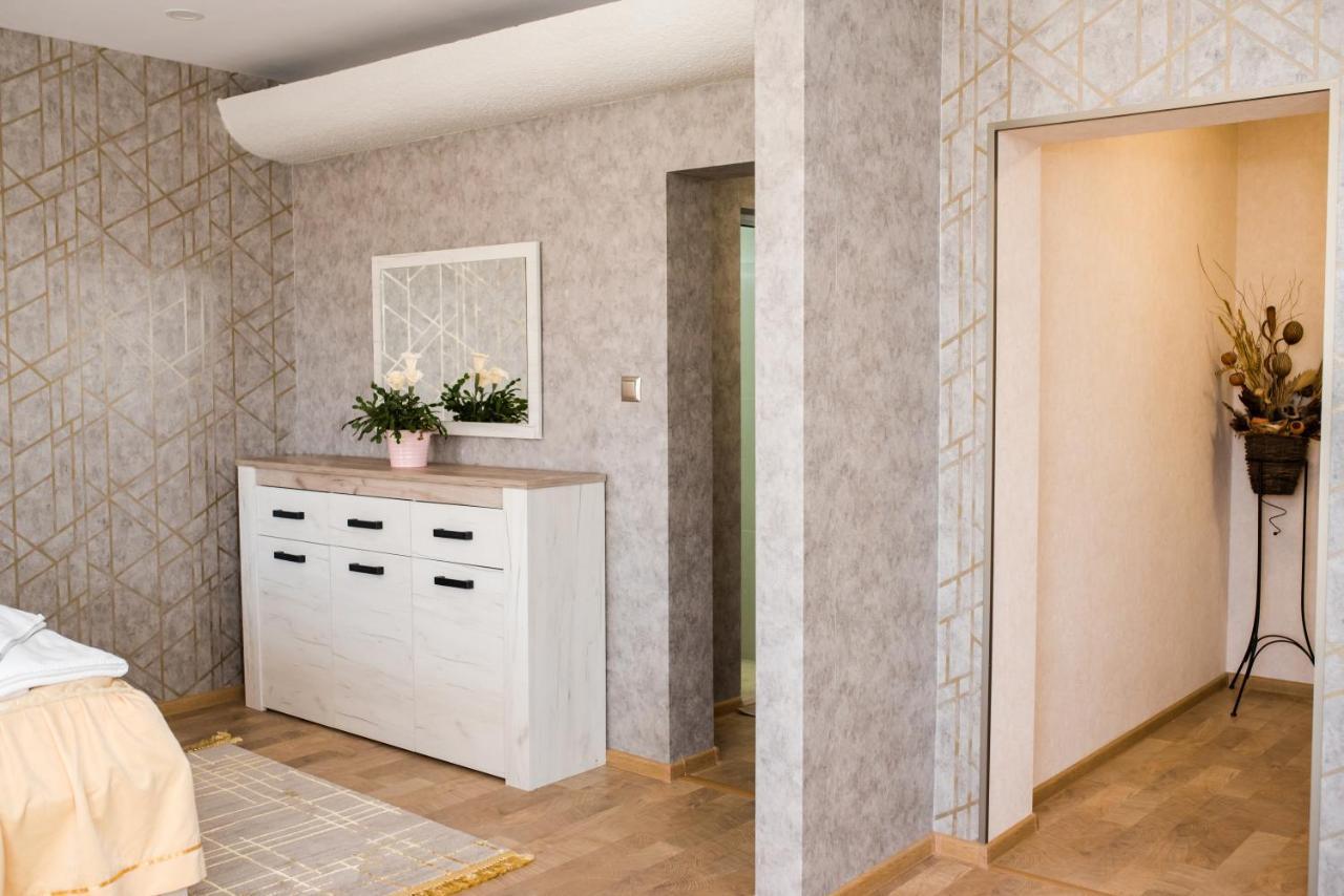 Хотел Казанлък Exterior foto